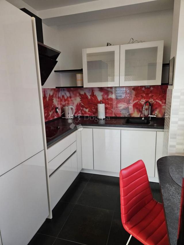 DONJA DRENOVA, 101m2 