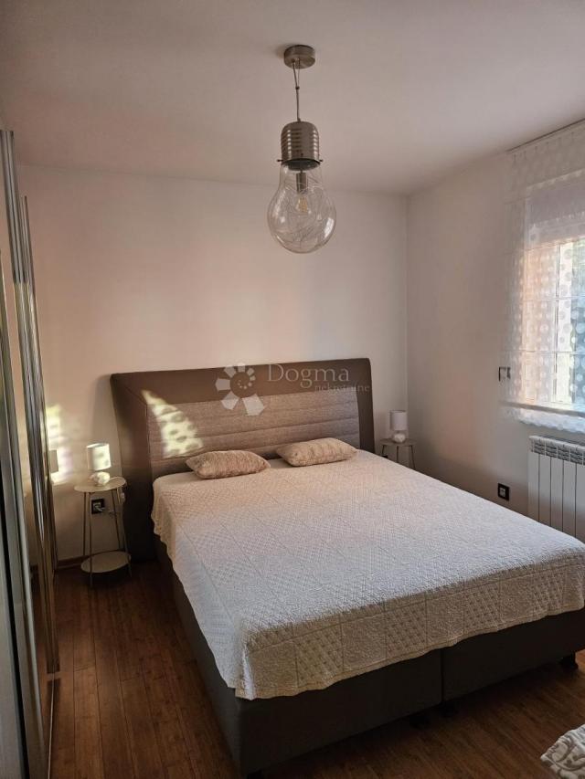 DONJA DRENOVA, 101m2 