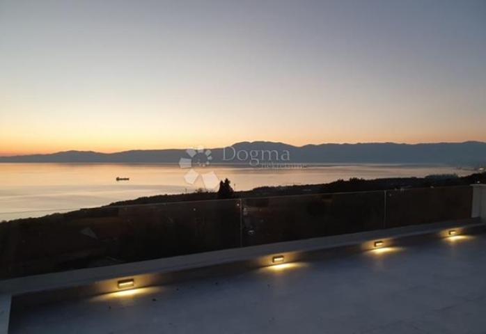 House Kostrena, 300m2