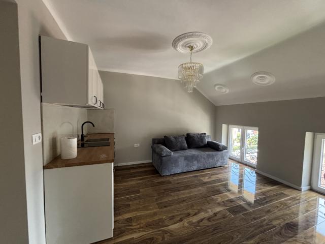 OPATIJA - CENTAR- stan od 50 m2 na 3. katu