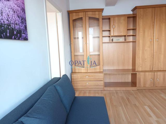 Opatija - prekrasan Stan s velikim balkonom i pogledom na more