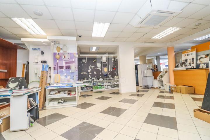 Pula, Poslovni prostor na odličnoj lokaciji
