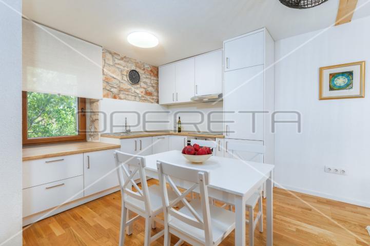 Istra, Šišan – Dvojna kuća s tri apartmana, idealna za investiciju