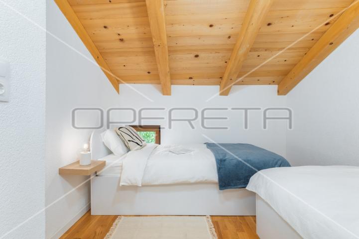 Istra, Šišan – Dvojna kuća s tri apartmana, idealna za investiciju