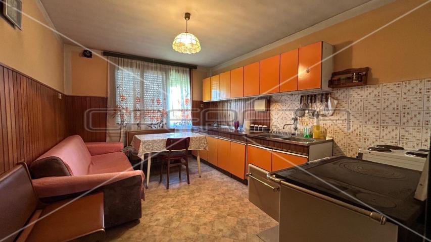 Prodaja, Kuća, Hum na Sutli, Vrbišnica , Samostojeća, 100m2