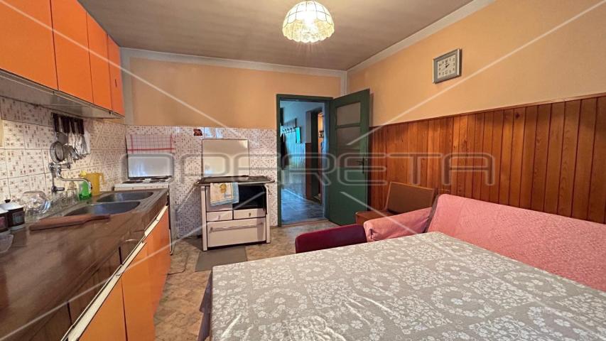 Prodaja, Kuća, Hum na Sutli, Vrbišnica , Samostojeća, 100m2