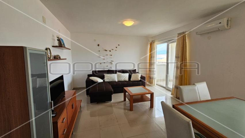 GRAD PAG – Dva apartmana - 46 m² i 74 m²