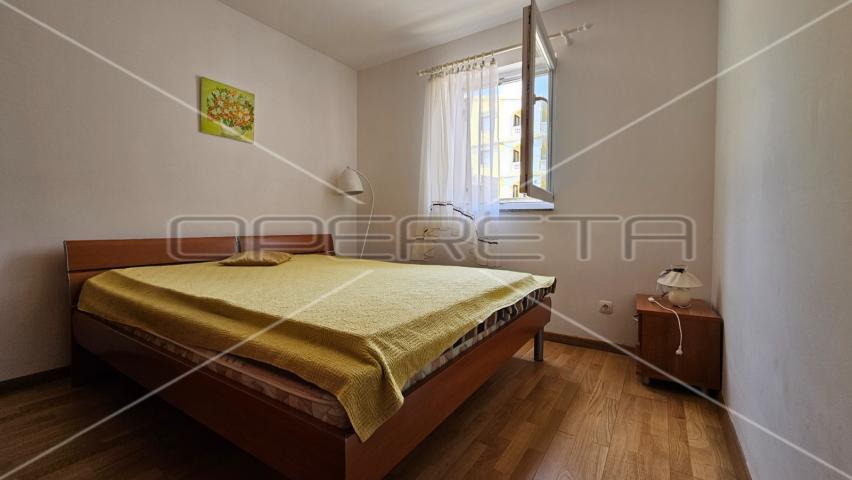 GRAD PAG – Dva apartmana - 46 m² i 74 m²
