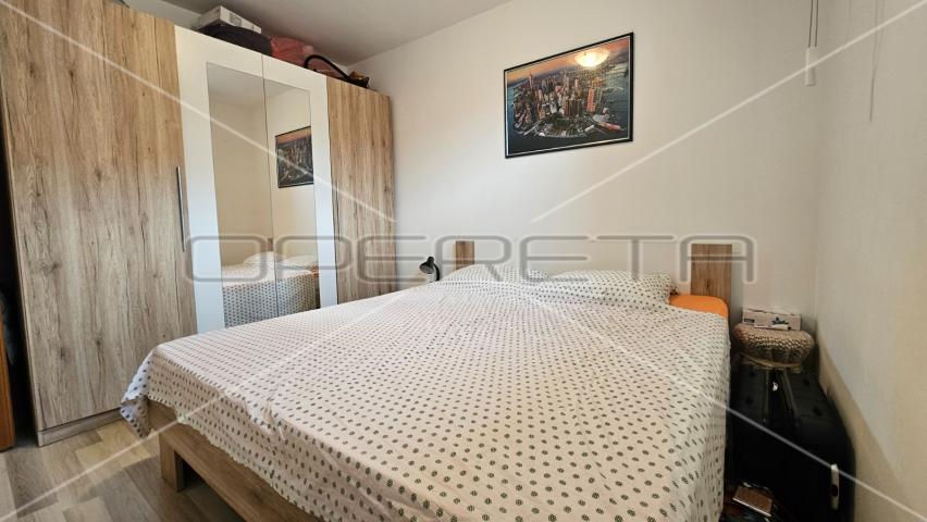 GRAD PAG – Dva apartmana - 46 m² i 74 m²