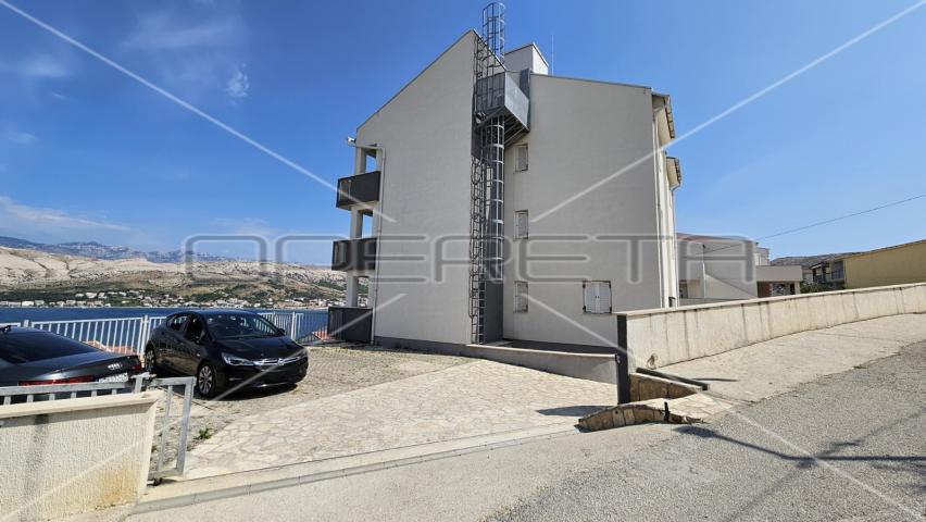 GRAD PAG – Dva apartmana - 46 m² i 74 m²