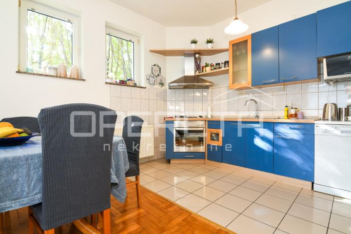 Prodaja, Kuća, Gajnice, Zelena magistrala, Samostojeća, 340m2