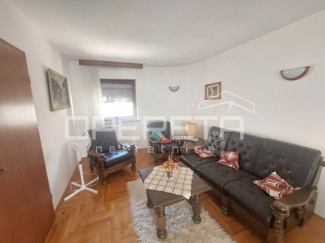 Prodaja, Kuća, Sesvete, Augusta Šenoe, Samostojeća, 312m2