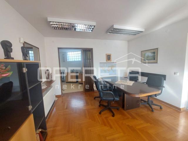 Prodaja, Kuća, Sesvete, Augusta Šenoe, Samostojeća, 312m2