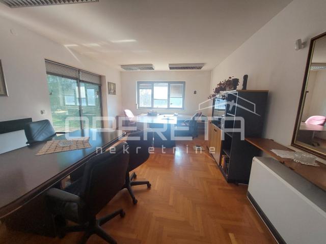 Prodaja, Kuća, Sesvete, Augusta Šenoe, Samostojeća, 312m2