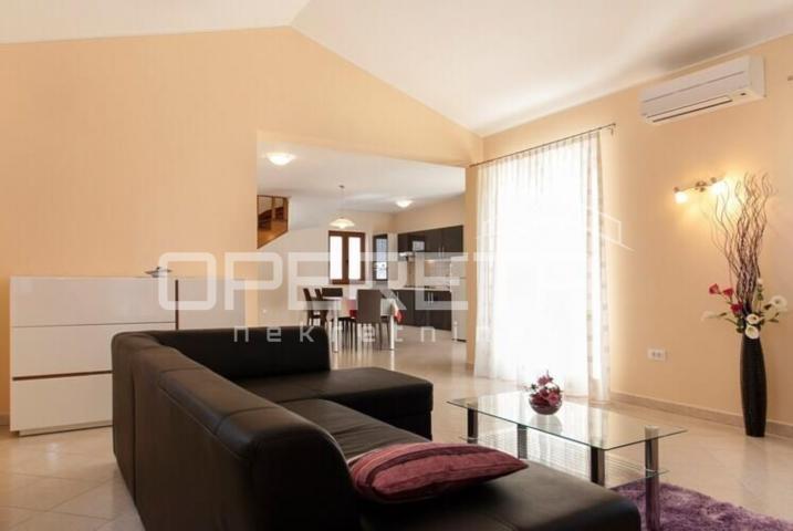 Prodaja, Kuća, Poreč, Radetići, Samostojeća, 140m2