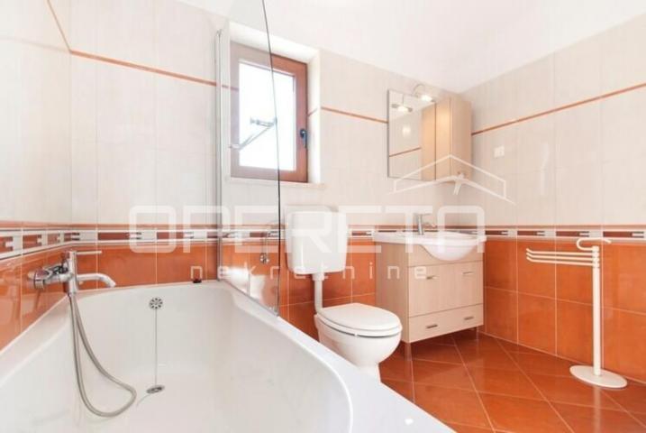 Prodaja, Kuća, Poreč, Radetići, Samostojeća, 140m2