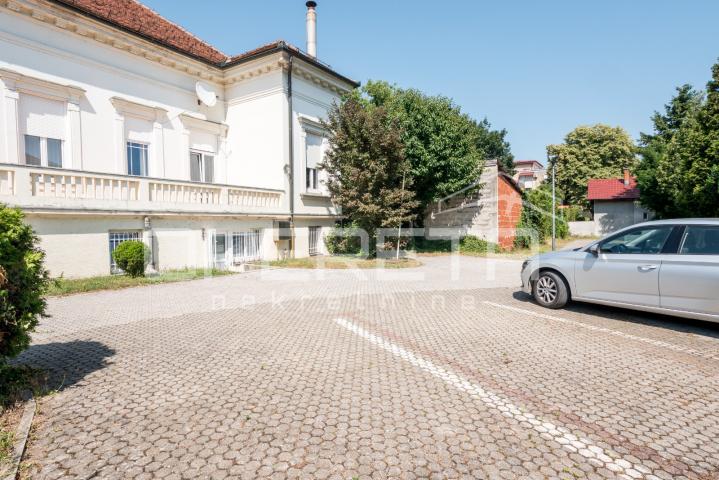 Prodaja, Kuća, Centar, Centar, Samostojeća, 600m2