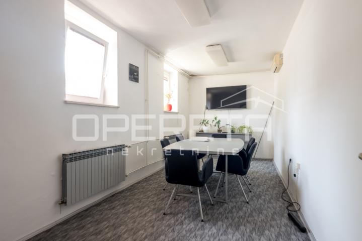 Prodaja, Kuća, Centar, Centar, Samostojeća, 600m2
