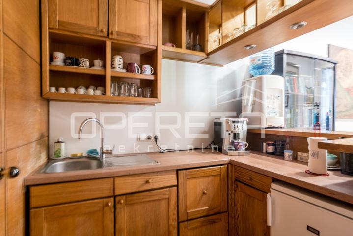 Prodaja, Kuća, Centar, Centar, Samostojeća, 600m2