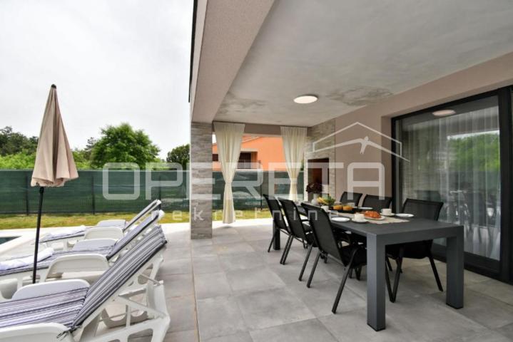 Istra, Labin, nova prizemnica 130 m2, 3ss, mirna lokacija