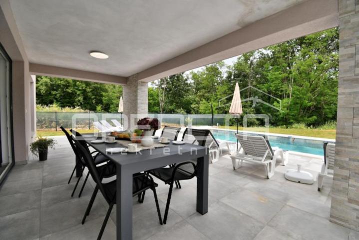 Istra, Labin, nova prizemnica 130 m2, 3ss, mirna lokacija