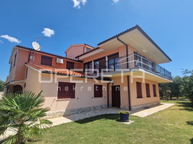 Istra, Galižana, apartmanska kuća + građevinsko zemljište, pogled na more