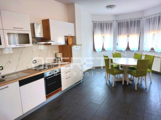 Istra, Galižana, apartmanska kuća + građevinsko zemljište, pogled na more