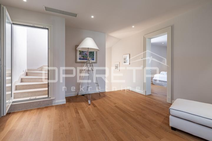 ISTRA, POREČ (OKOLICA) - Bezvremenska vila s bazenom - investicija u luksuz