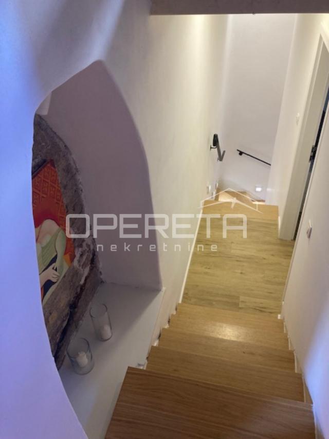 Prodaja, Kuća, Rovinj, Rovinj, Samostojeća, 100m2