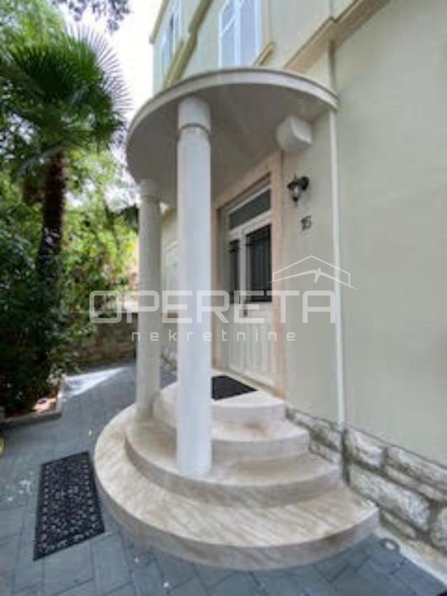 Prodaja, Kuća, Borik,  Rovinj, Samostojeća, 152m2