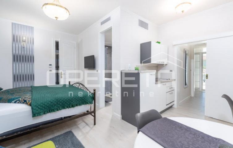 Prodaja, Kuća, Borik,  Rovinj, Samostojeća, 152m2