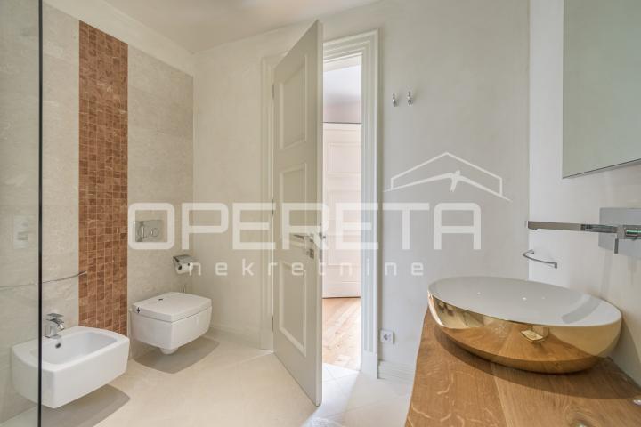ISTRA, POREČ (OKOLICA) - Bezvremenska vila s bazenom - investicija u luksuz
