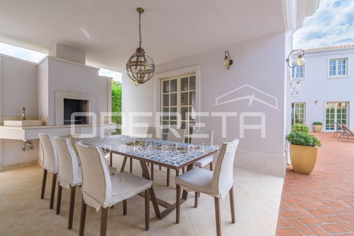 ISTRA, POREČ (OKOLICA) - Bezvremenska vila s bazenom - investicija u luksuz