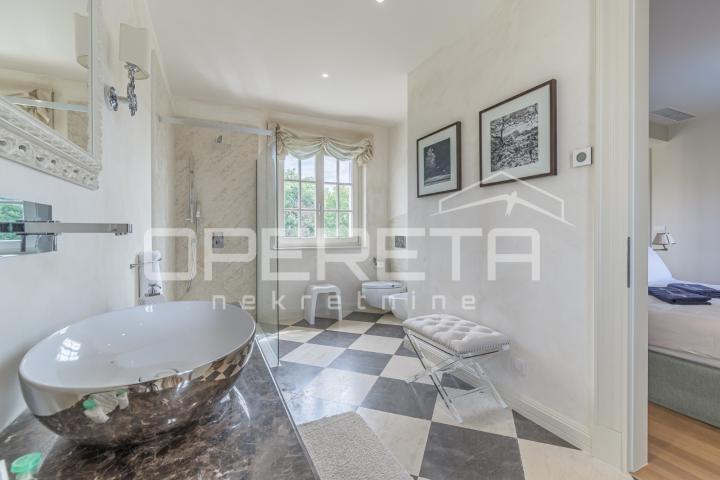 ISTRA, POREČ (OKOLICA) - Bezvremenska vila s bazenom - investicija u luksuz