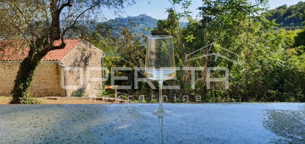 Prodaja, Kuća, Motovun, Motovun, Samostojeća, 220m2