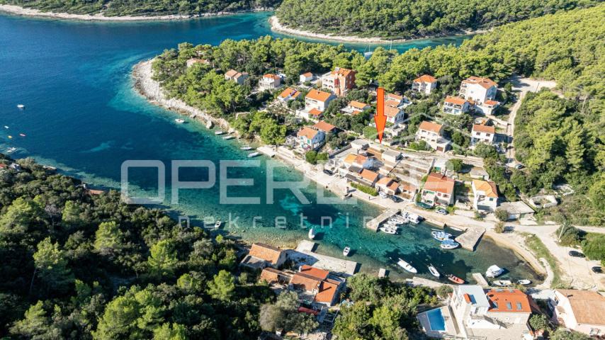 Kuća s potencijalom na atraktivnoj lokaciji, uvala Tri Porte, Korčula