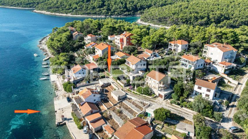 Kuća s potencijalom na atraktivnoj lokaciji, uvala Tri Porte, Korčula