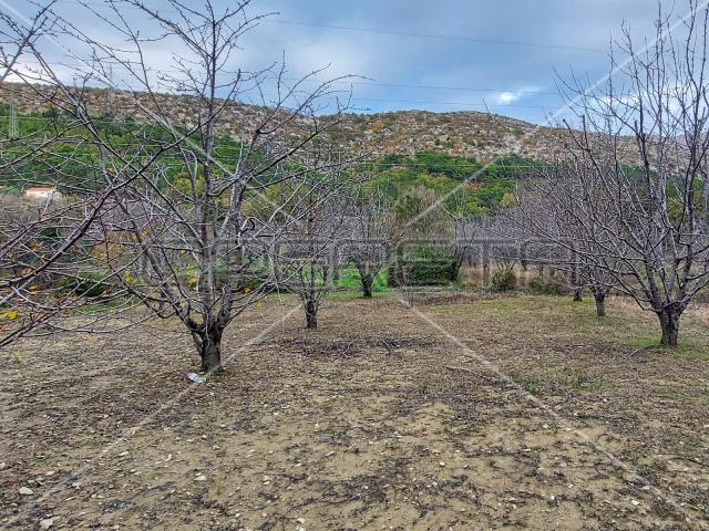 Tugare, Naklice, poljoprivredno zemljište, 332 m2