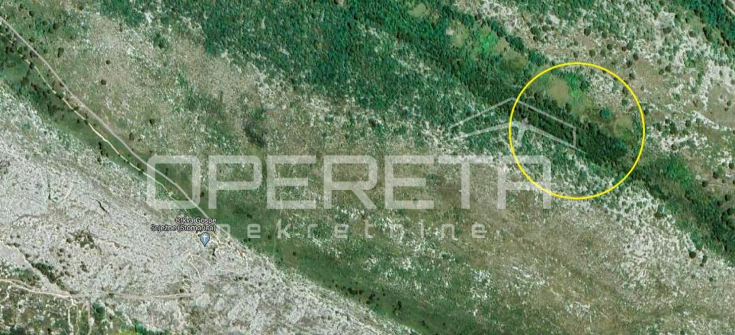 Tugare Naklice, poljoprivredno zemljište 2.881 m2