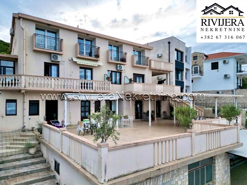Na prodaju vila na obali mora Djurasevici opstina Tivat