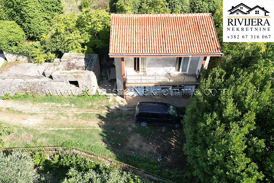 House in Radovici Tivat near Luštica Bay
