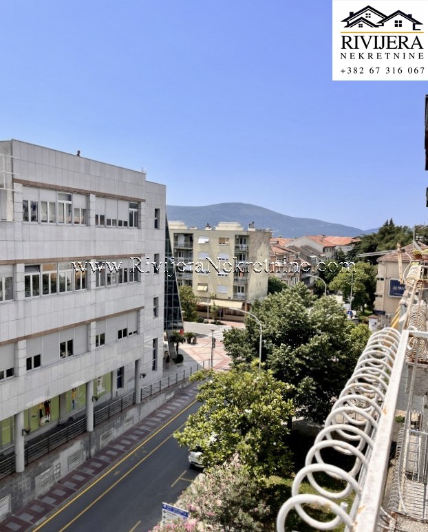 Na prodaju stan centar Tivat