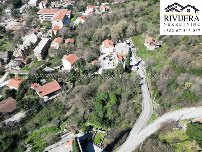 Na prodaju urbanizovano zemljiste Risan
