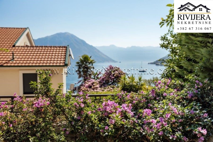 Na prodaju garsonjera u luksuznom kompleksu Morinj Kotor