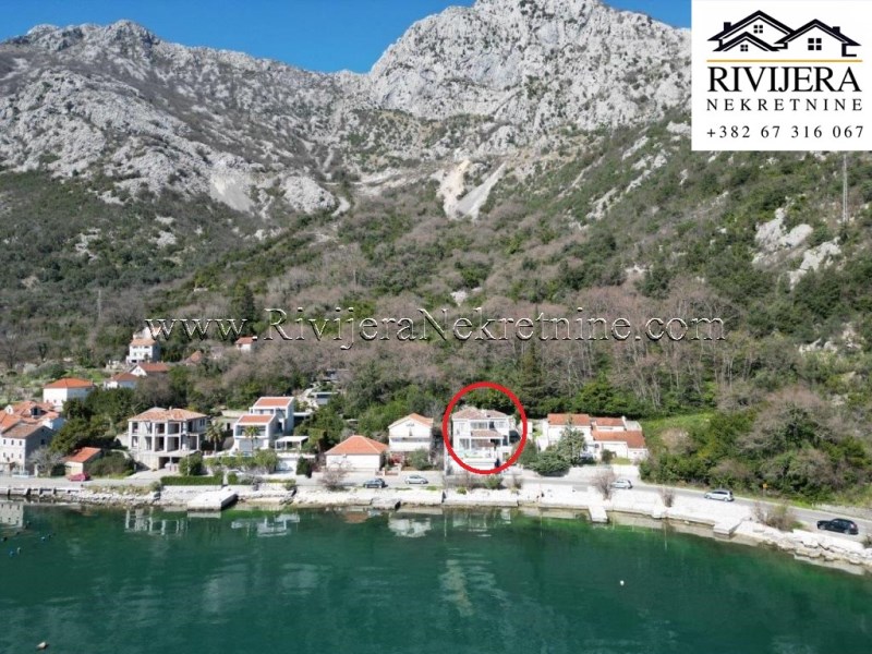 Na prodaju prelijepa vila Kotor