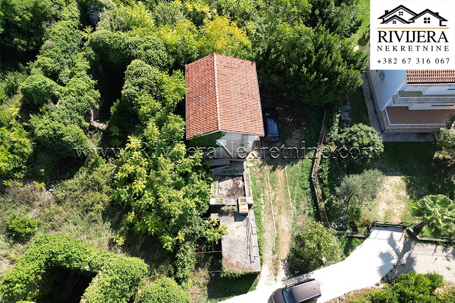 House in Radovici Tivat near Luštica Bay