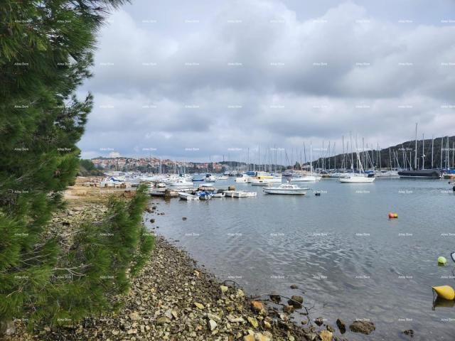 Stan Prodaja modernih stanova u ekskluzivnoj zgradi sa pogledom na Marinu, Pula!