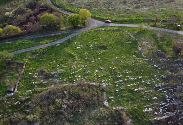 Građevinsko zemljište JESENOVIK, Građevinsko zemljište u podnožju Parka prirode Učka – više parcela 