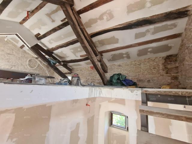 Haus Zu verkaufen: Haus mit Weinkeller in der Renovierungsphase, Krnica!