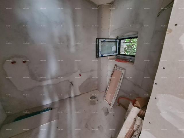 Haus Zu verkaufen: Haus mit Weinkeller in der Renovierungsphase, Krnica!